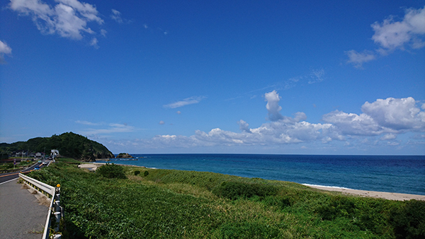 山陰道（国道９号線）から日本海を望む。今回の旅で沢山撮った写真から・・・