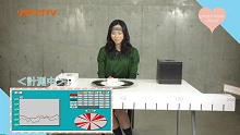 寿美菜子さんの脳波を測定中。東京ＭＸ「リスアニ！ＴＶ」寿美菜子さんのプリティー・フィーバー度を脳波測定で判定2013.11.22-29-8